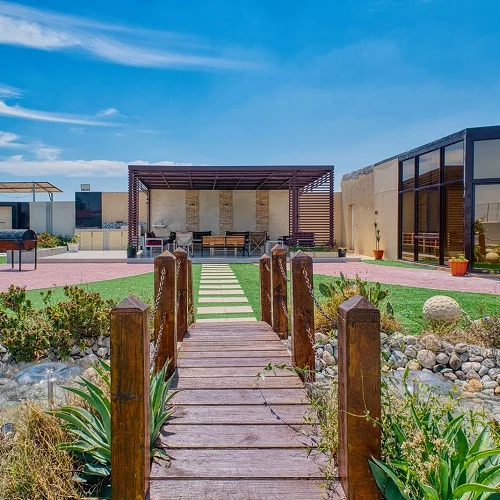 Outdoor Bike Ride & Huge Garden